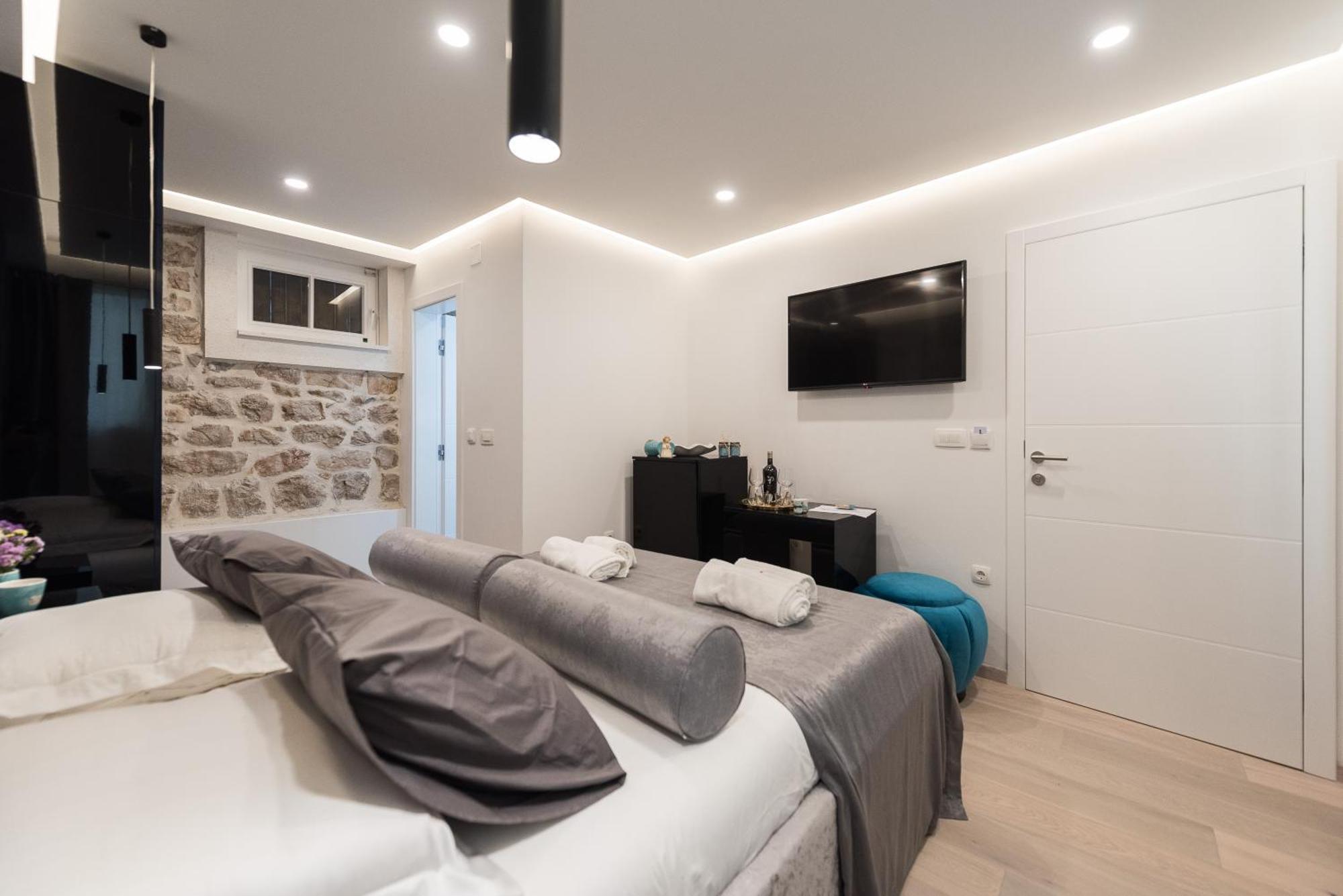 Apartment 10 Heritage *