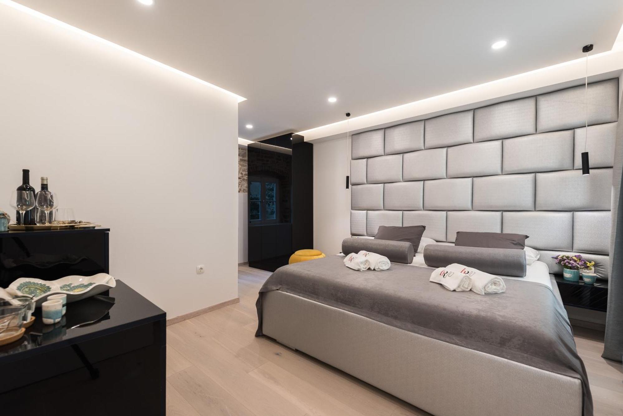 Apartment 10 Heritage *
